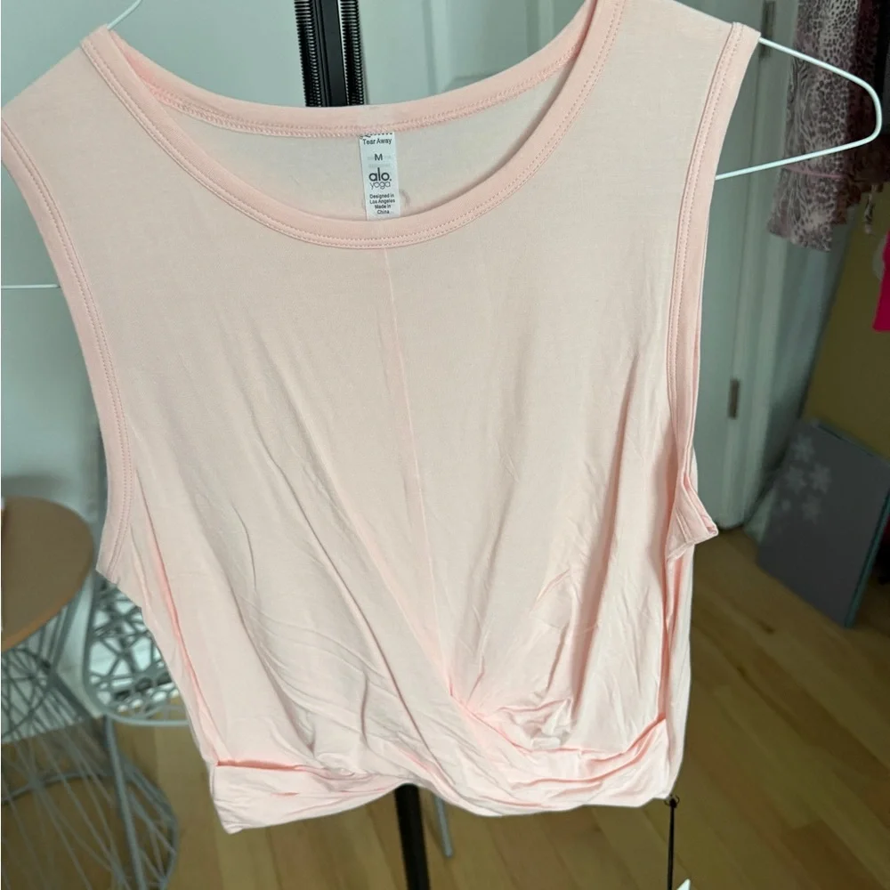 ALO Yoga Every Day Edge Pale Mauve Women's Tank Top M NWT - Picture 2 of 5